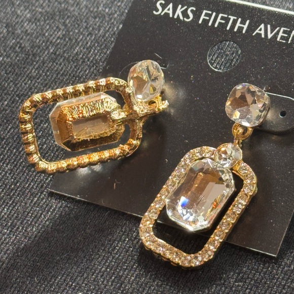Saks Fifth Avenue Crystal Gold Statement Earrings 1.5in - Picture 14 of 14